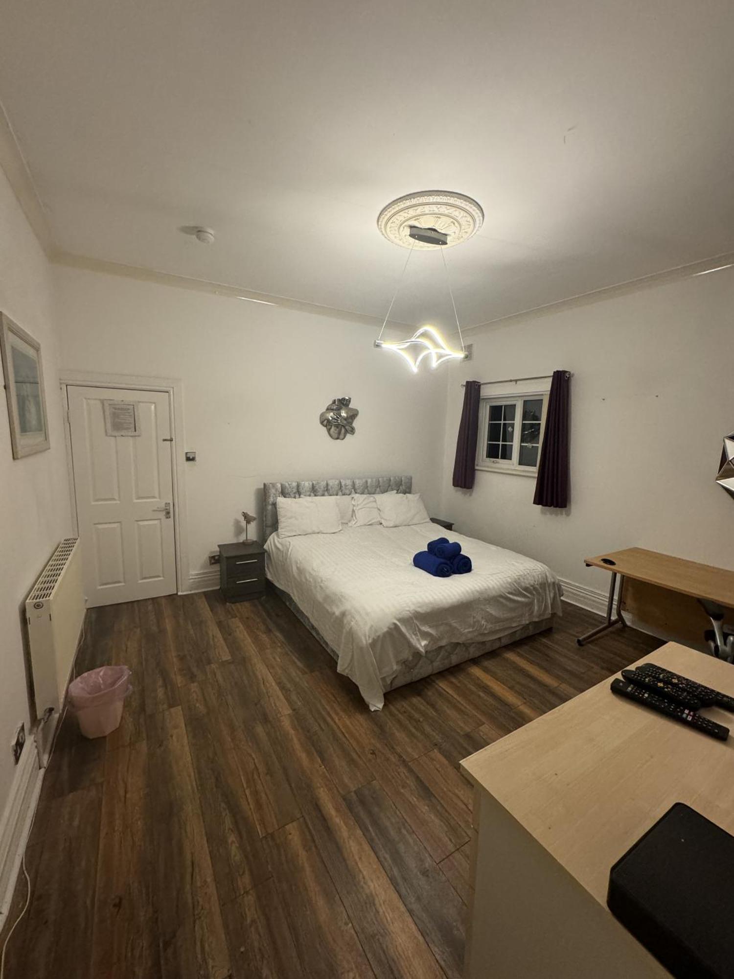 Valencia Hotel Блекпул Екстериор снимка